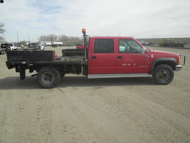 Image of Chevrolet 3500 equipment image 3