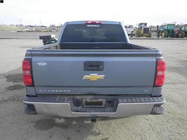Image of Chevrolet Silverado equipment image 3