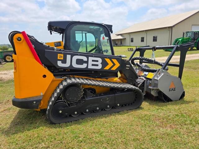 Image of JCB 3TS-8T equipment image 1