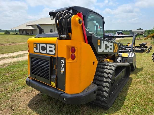 Image of JCB 3TS-8T equipment image 2