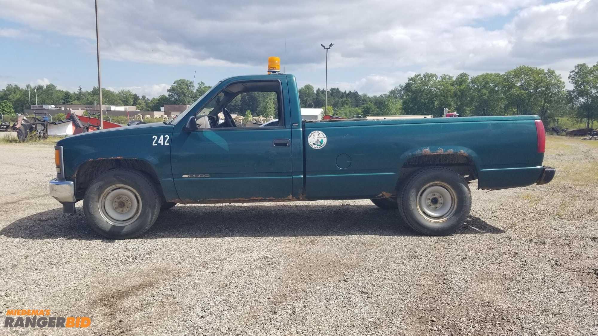 Main image Chevrolet 2500