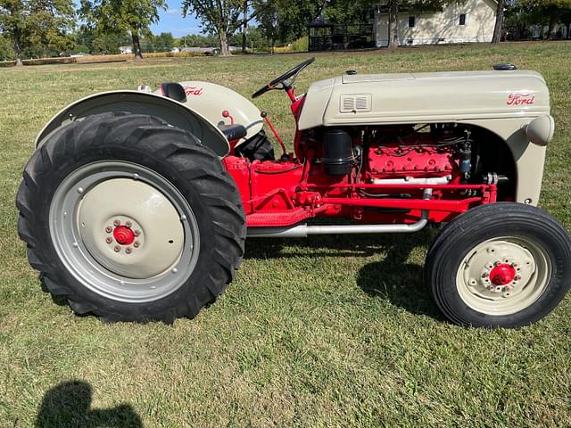 Image of Ford 8N equipment image 4