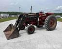 International Harvester 856 Image