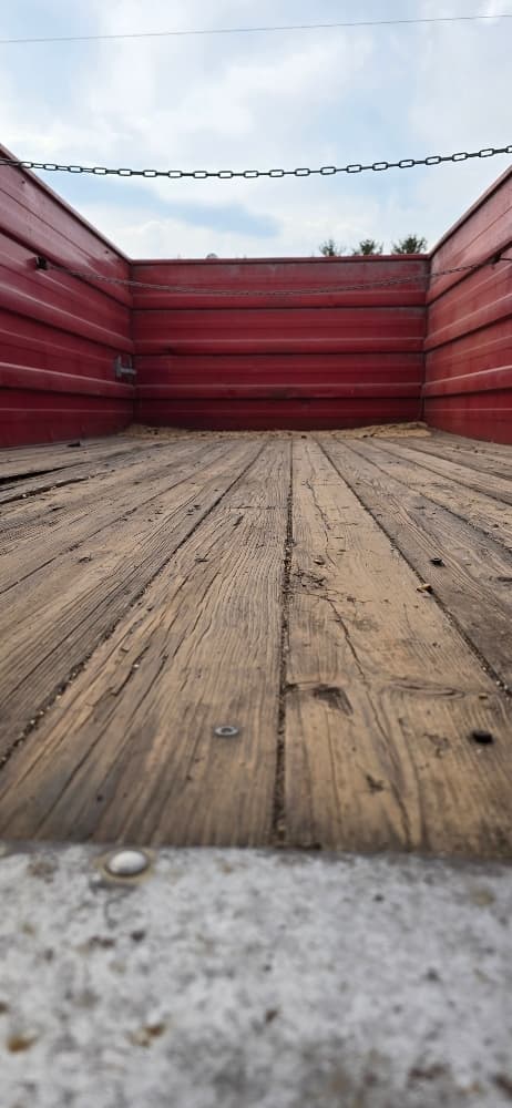 Image of Ford 880 equipment image 3