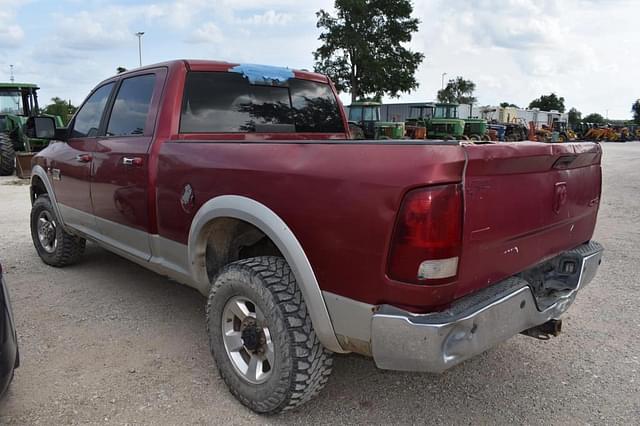 Image of Dodge Ram 2500 equipment image 3