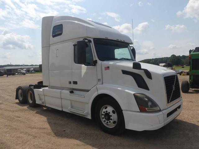 Image of Volvo VNL equipment image 1