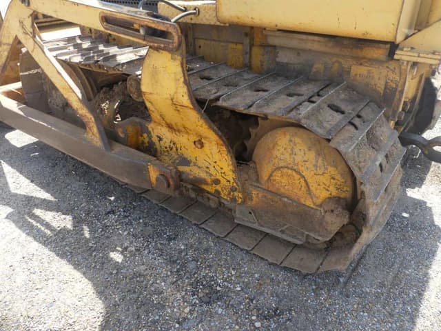 Image of John Deere 450C equipment image 4