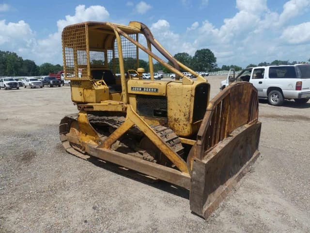 Image of John Deere 450C equipment image 1