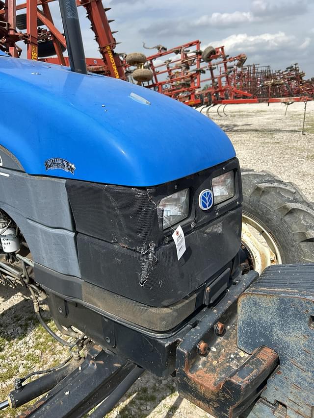 Image of New Holland TS110 equipment image 4