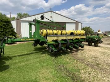 Main image John Deere 1770