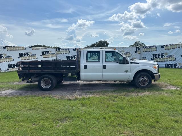 Image of Ford F-350 equipment image 3