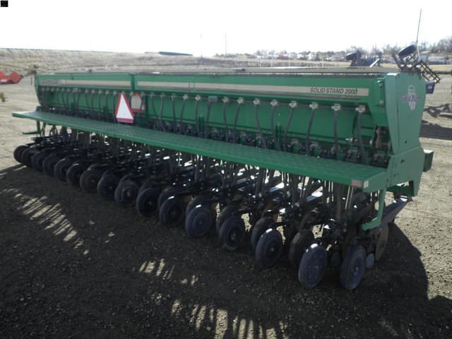 Image of Great Plains 2000 equipment image 2