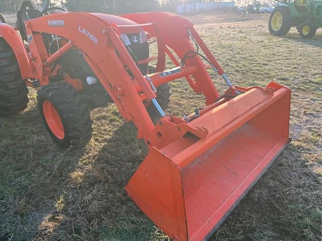 Image of Kubota L4701 equipment image 2