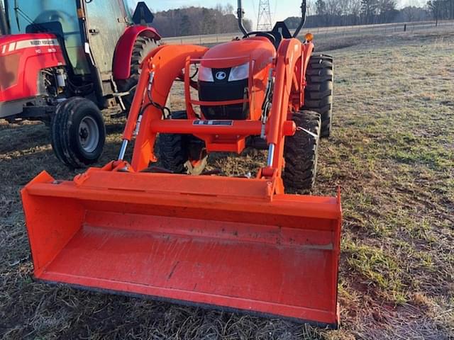 Image of Kubota L4701 equipment image 1