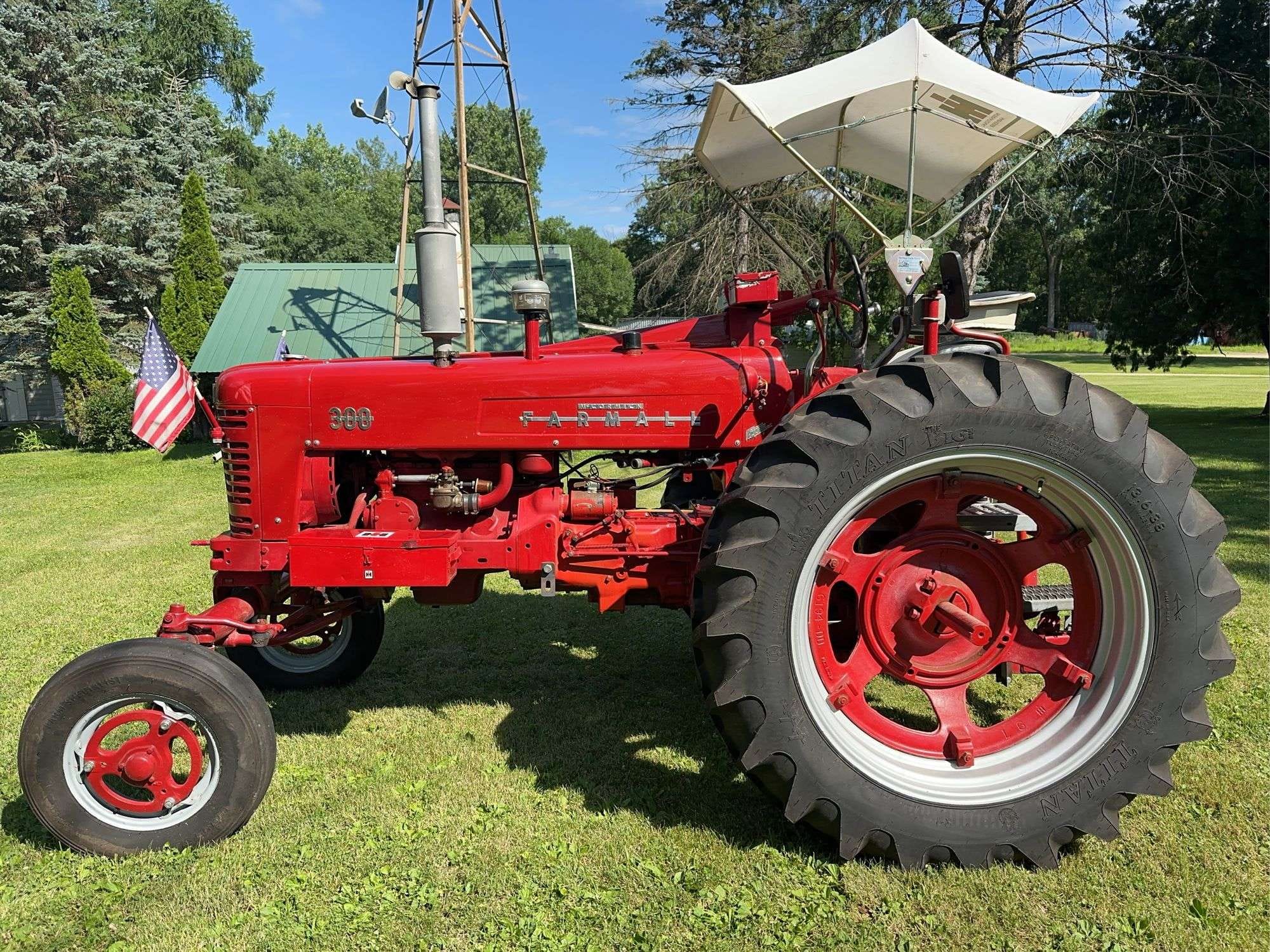 Farmall 300 Equipment Image0