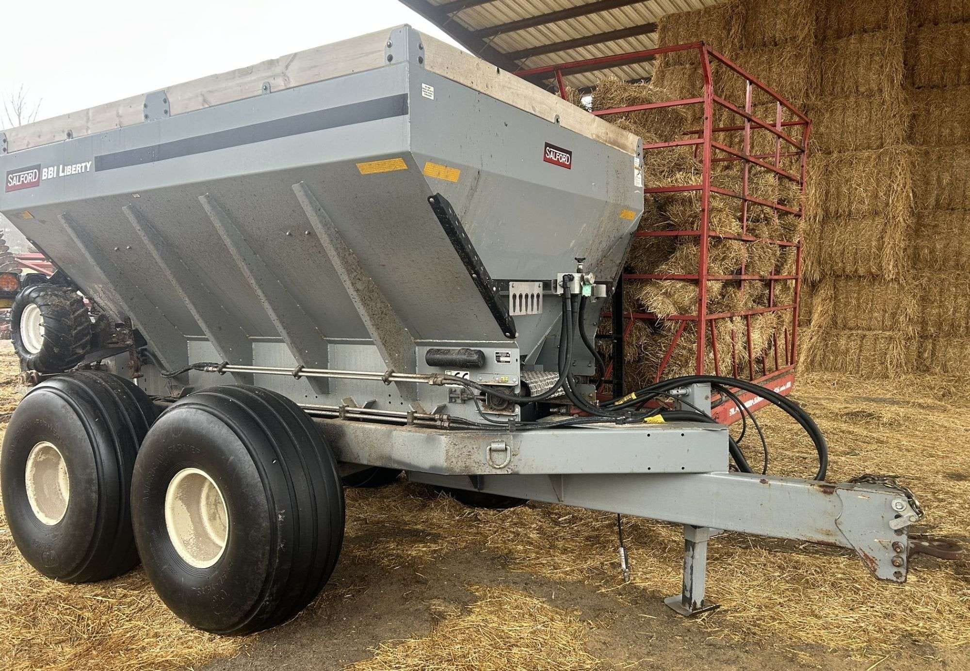 2022 Salford BBI Liberty Equipment Image0