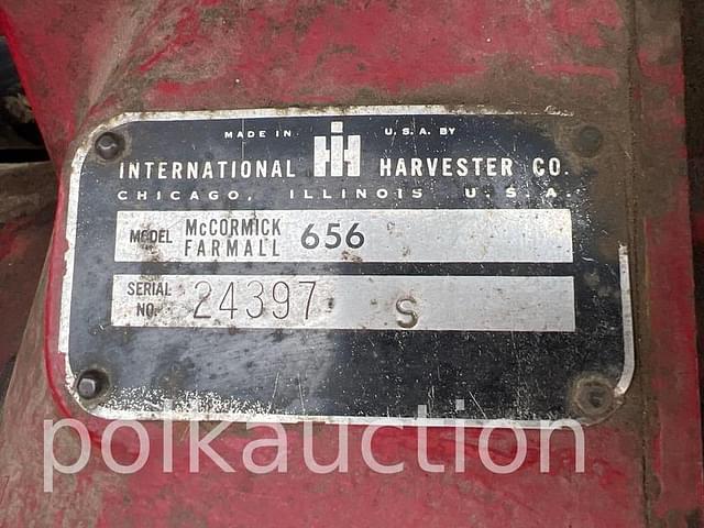 Image of Farmall 656 equipment image 2