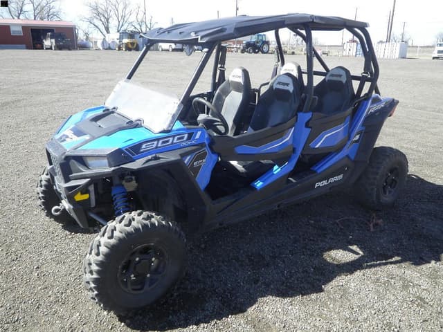 Image of Polaris RZR 900 equipment image 3