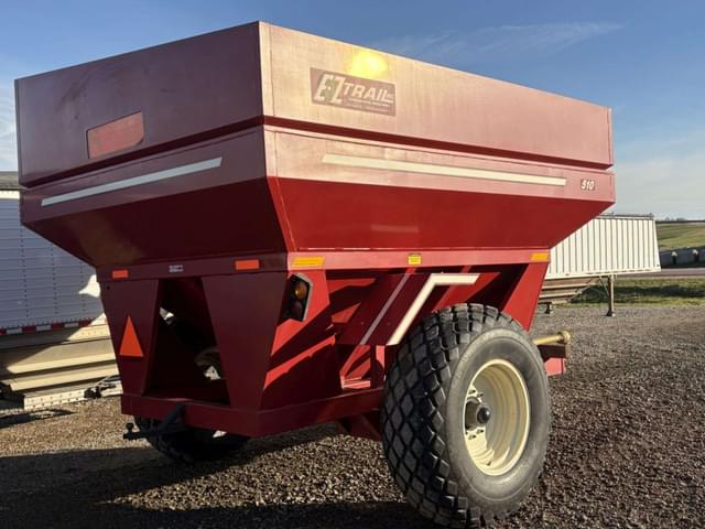 Image of E-Z Trail 510 equipment image 2