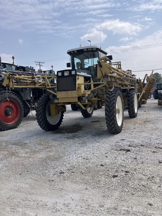 Image of Ag-Chem RoGator 854 Primary image