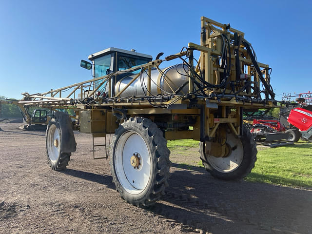 Image of Ag-Chem RoGator 854 equipment image 2