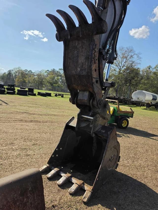 Image of Volvo EW180B equipment image 4