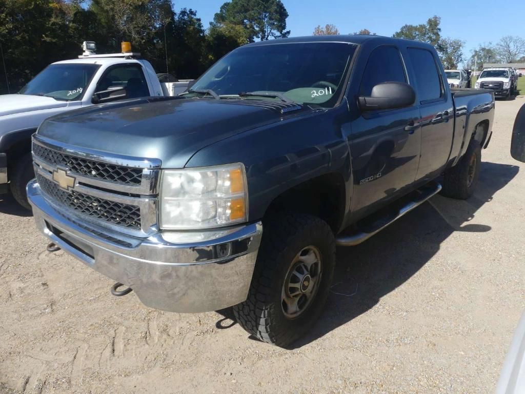 2011 Chevrolet 2500HD Equipment Image0