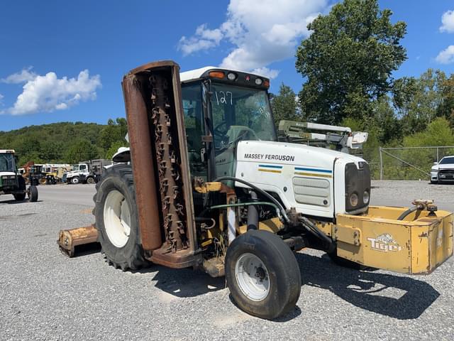 Image of Massey Ferguson 5455 equipment image 3