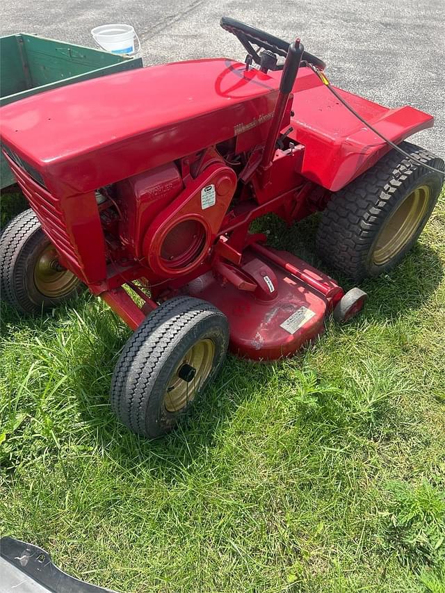 Image of Wheel Horse 856 equipment image 2