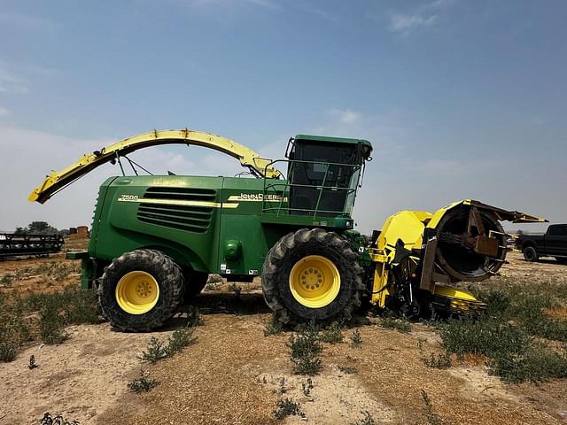 Image of John Deere 7500 equipment image 3