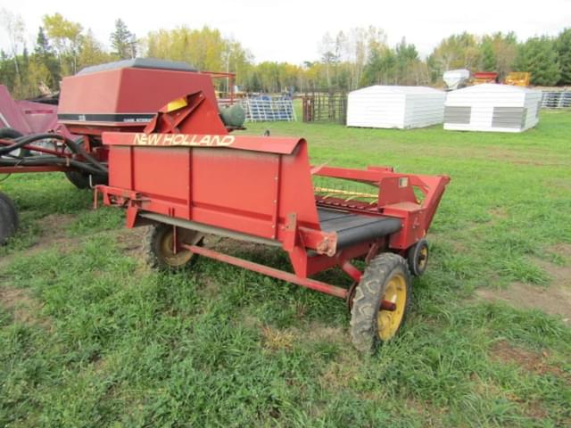 Image of New Holland 144 equipment image 4