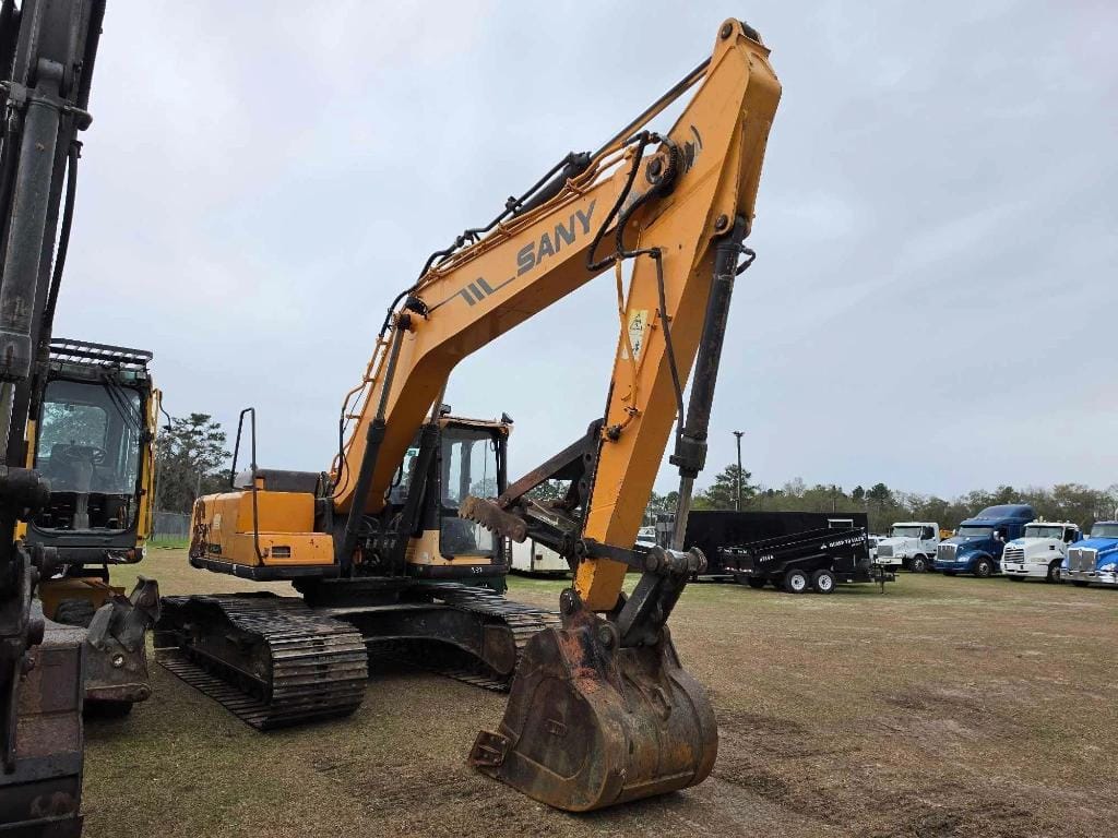 2013 SANY SY215C LC Equipment Image0