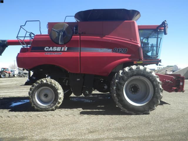 Image of Case IH 8120 equipment image 3