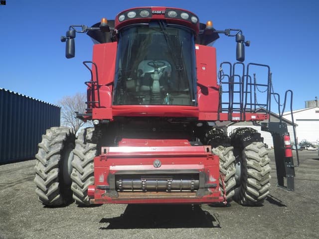 Image of Case IH 8120 equipment image 1