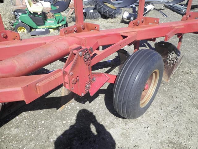 Image of Case IH 165 equipment image 4