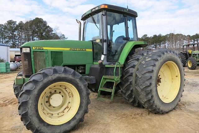 Image of John Deere 7810 equipment image 1