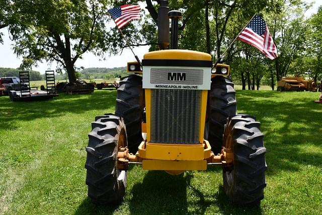 Image of Minneapolis-Moline G900 equipment image 1