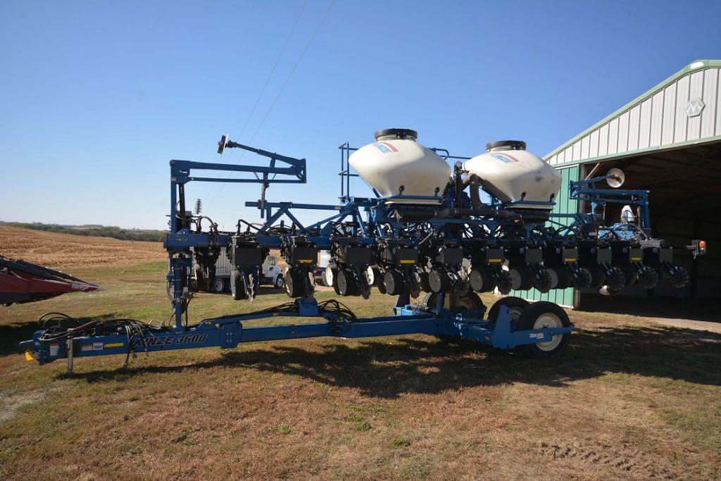 Image of Kinze 3600 Primary image