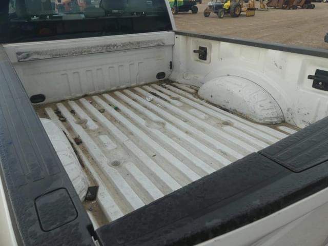 Image of Ford F-250 equipment image 4