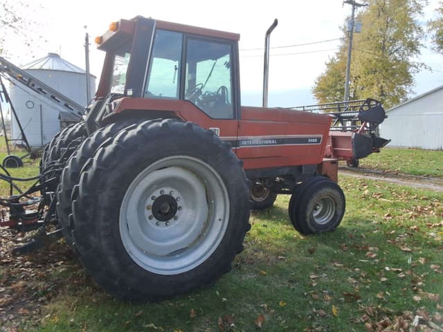 Image of International Harvester 5488 equipment image 4