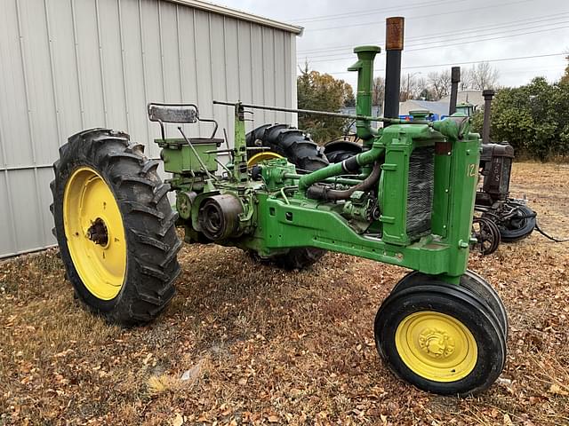 Image of John Deere A equipment image 2