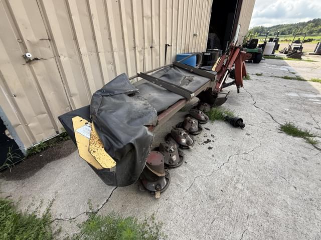 Image of New Holland 616 equipment image 3