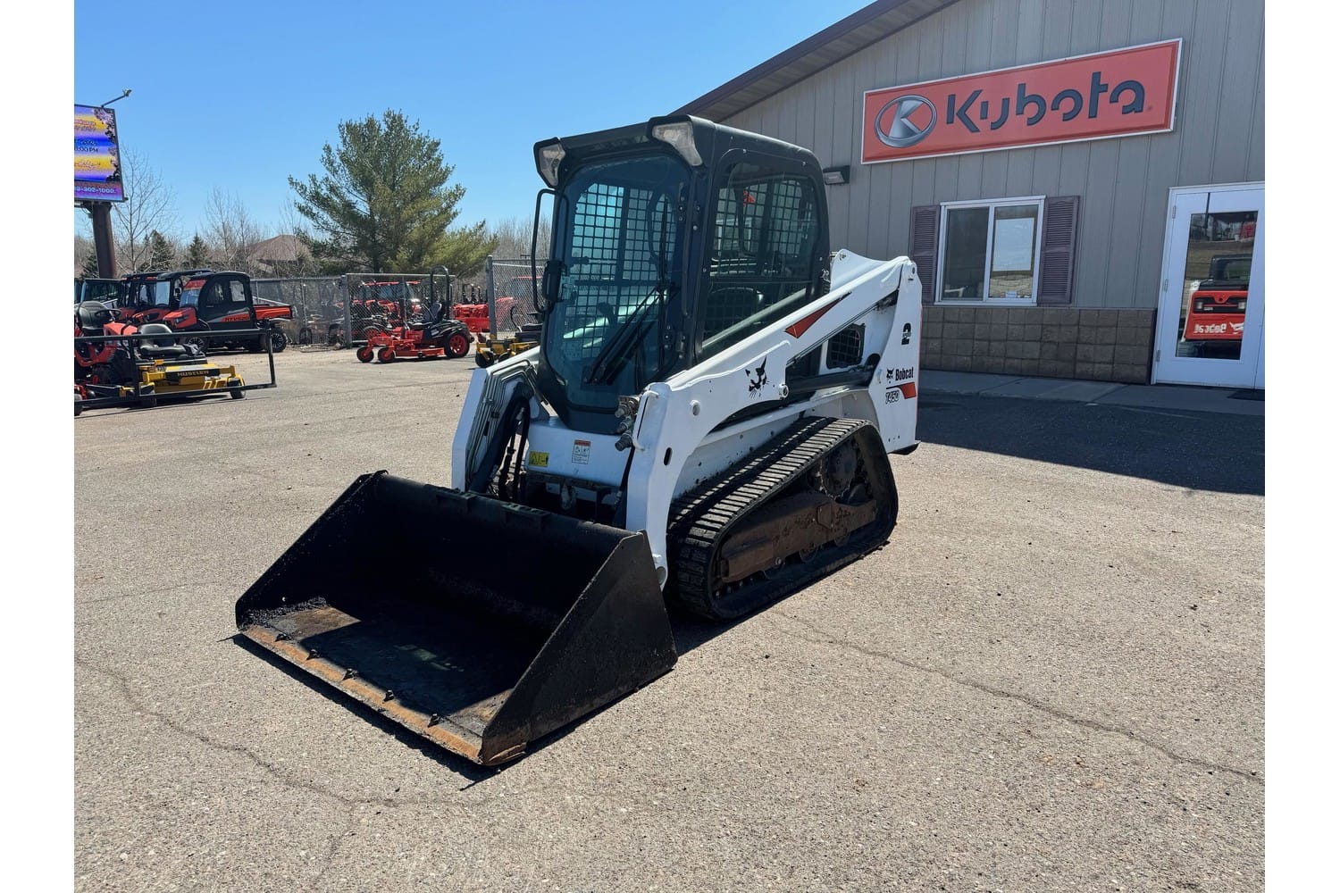 2019 Bobcat T450 Equipment Image0