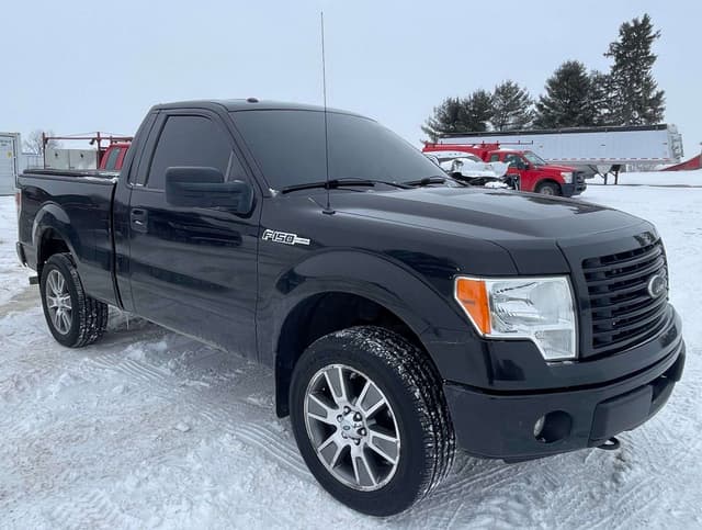 Image of Ford F-150 equipment image 4