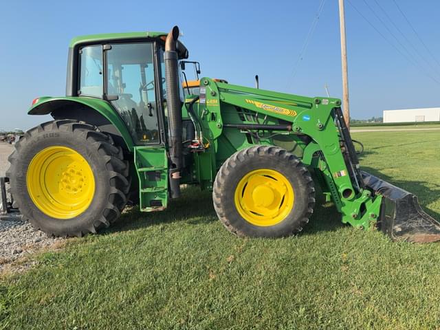 Image of John Deere 6150M equipment image 1