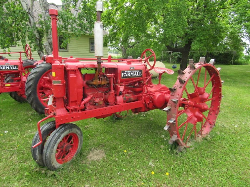 Image of Farmall F-12 Primary image