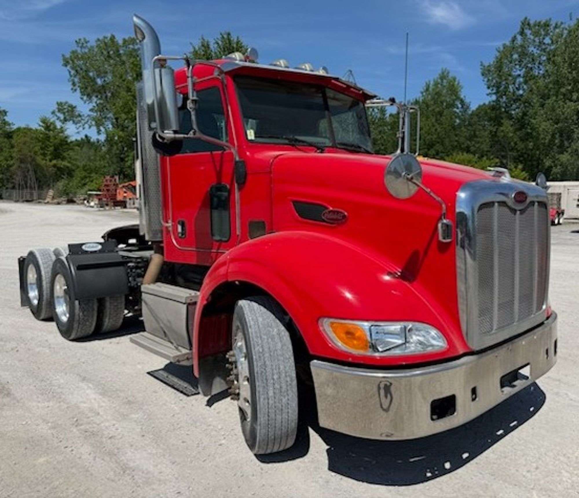 2008 Peterbilt 384 Equipment Image0