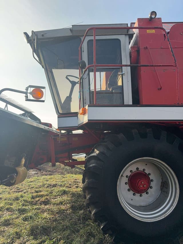 Image of Massey Ferguson 8570 equipment image 3