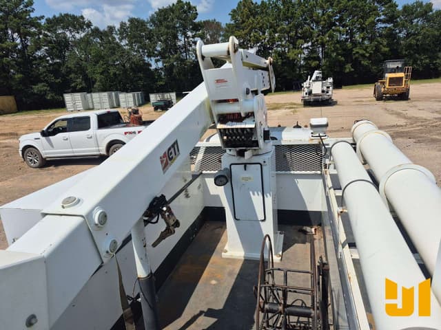 Image of Ford F-250 equipment image 4