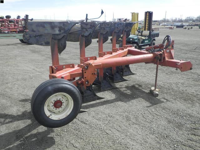 Image of Case IH 165 equipment image 1
